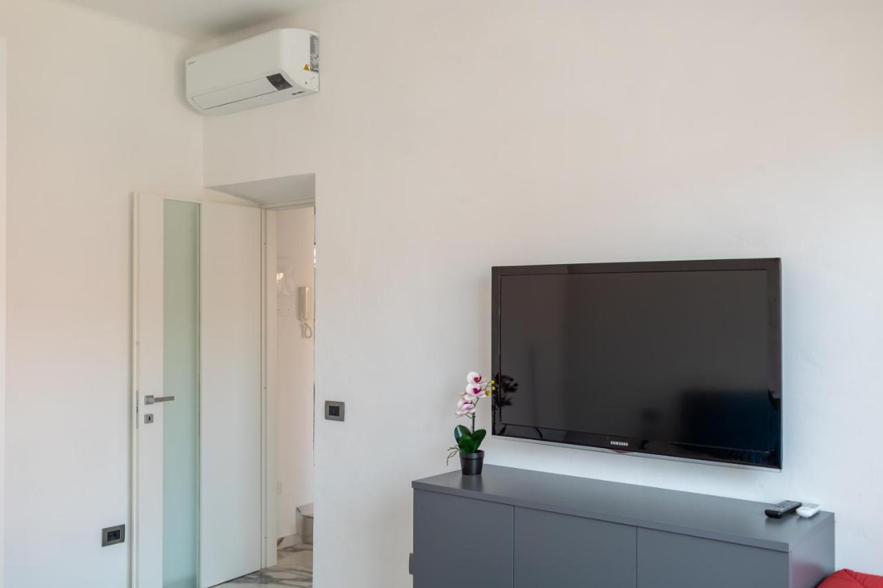 Casa Vacanza " La Rosa " Imperia Liguria 外观 照片