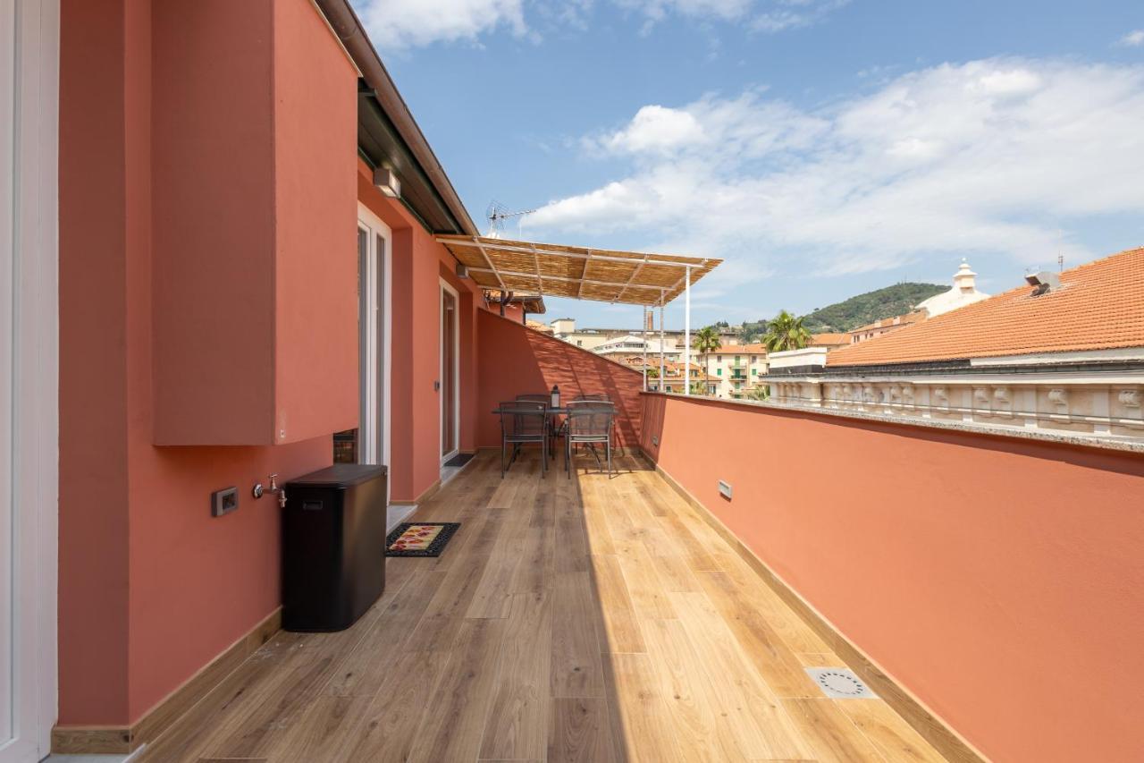 Casa Vacanza " La Rosa " Imperia Liguria 外观 照片